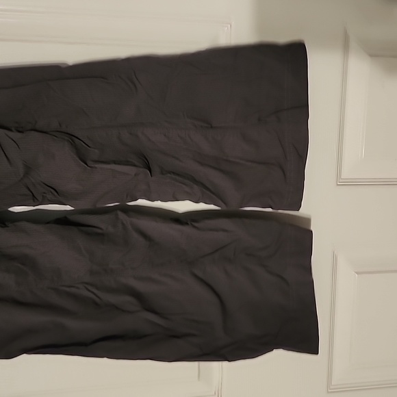 Lululemon Unlined Joggers, size 4, bootcut - Picture 4 of 4